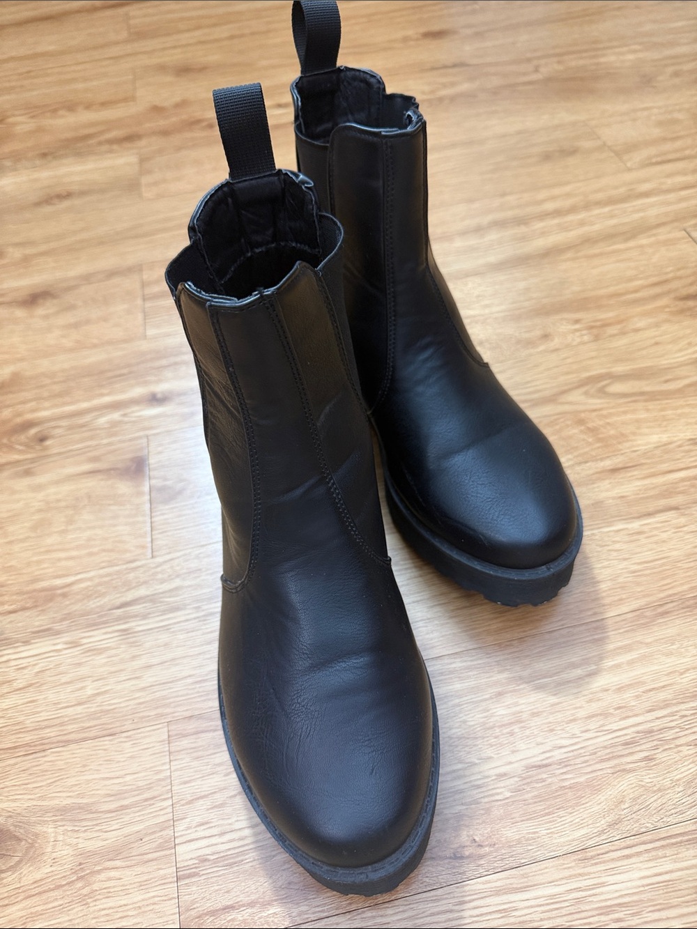 Dirty Laundry Black Chelsea Lug Ankle Boots